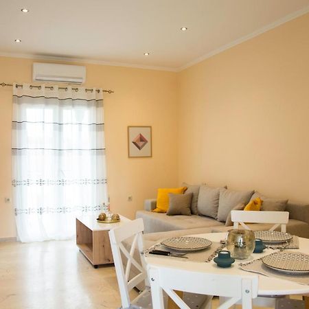 Aurelia Seaside Apartment Kavos Exterior photo
