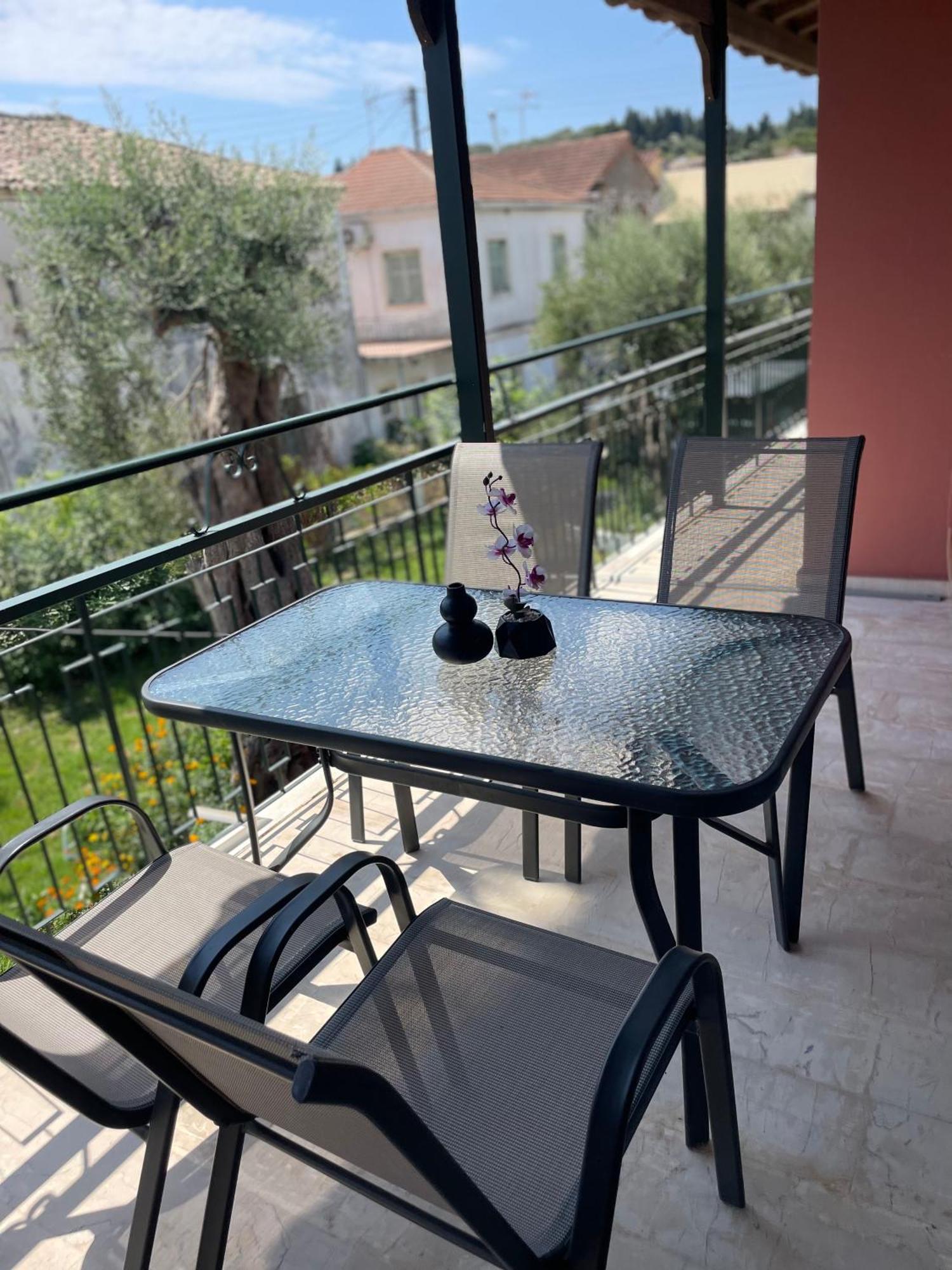 Aurelia Seaside Apartment Kavos Exterior photo